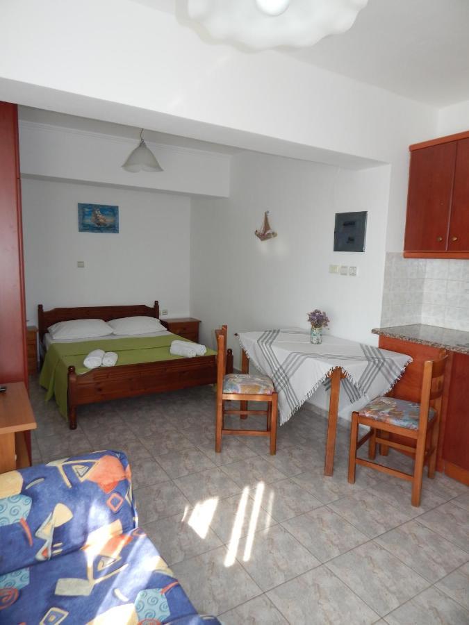 Andreas Studios Romanon Екстер'єр фото